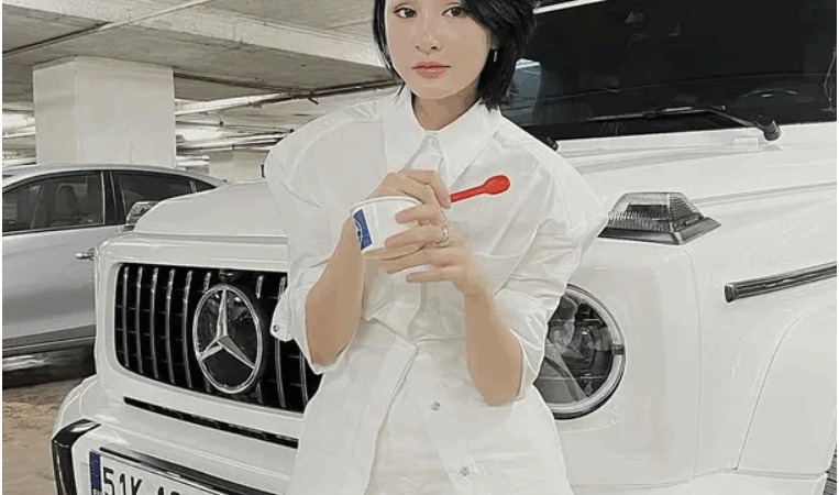 Hiền Hồ phủ nhận được đại gia tặng G63: ‘Tôi làm muốn hết hơi mới mua được, ai mà tặng không!’