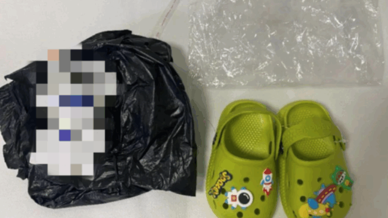 Dép trẻ em “ch:áy h:àng” trên sàn TMĐT chứa ch:ất đ:ộ:c vượt giới hạn 509 lần: Gây UT, thúc đẩy d:ậy th;ì sớm, bố mẹ ho:ảng h;ốt!