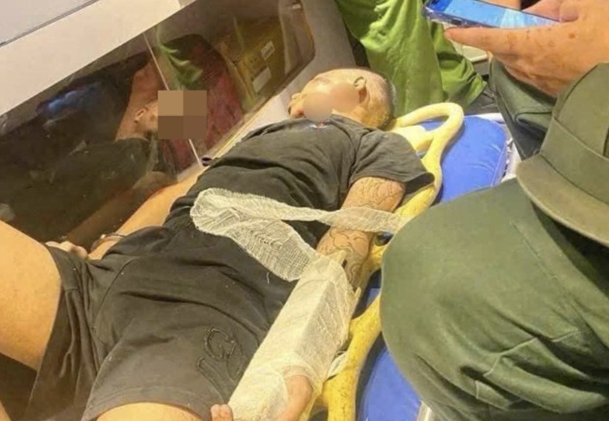 Chân dung 2 ‘b:áo thủ’ th:ông chốt Nghi Tàm t::ông g:ục chiến sĩ Cảnh sát cơ động