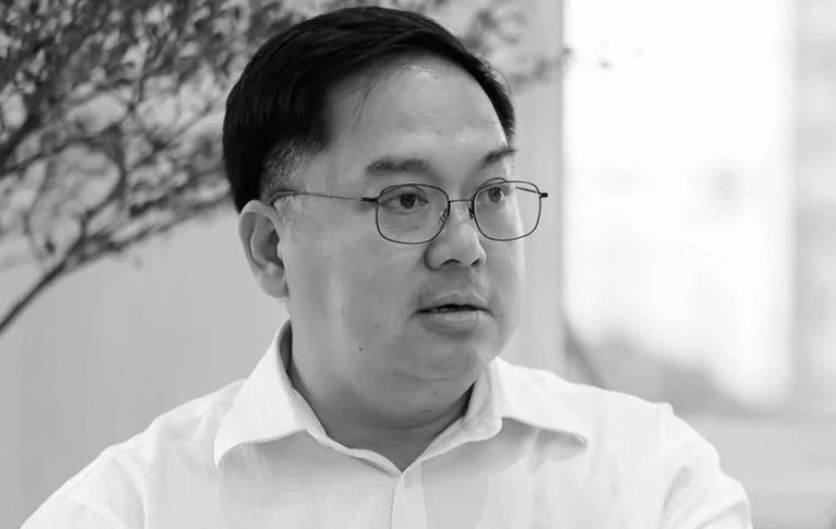 Con gái của ông Hoàng Nam Tiến: “Ba ơi, sao ba bỏ tụi con. Con không thể tin nổi ba ơi”