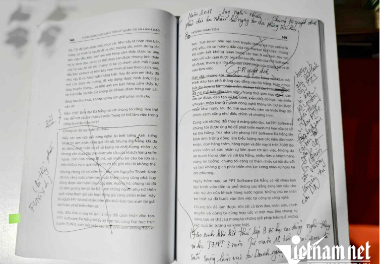 Lộ nét chữ nguệch ngoạc cuối cùng của tác giả Hoàng Nam Tiến: Từng dòng chữ ghi mà xúc động