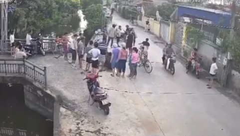 Chân dung “người hùng nhí” cứu bé trai đuối nước ở Ninh Bình: “Lúc đó chỉ nghĩ làm cách nào để cứu được em ấy thôi”