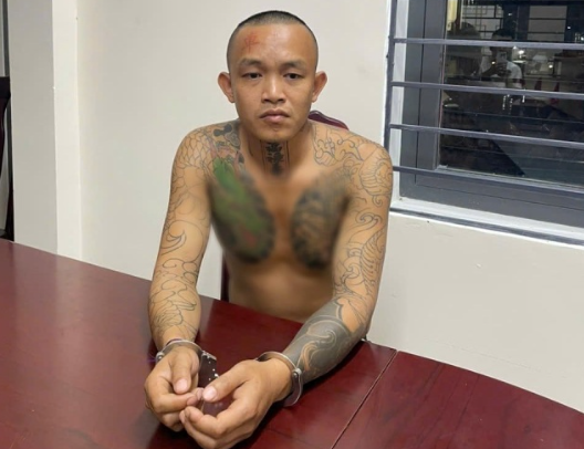 Gã đàn ông l:ừa b:án 16 người sang tam giác vàng, bị bắt giữ khi đang lẩn trốn ở nơi ít ai nghĩ đến, không ngờ thật