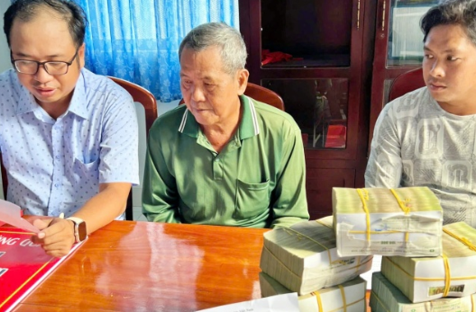 Ông Ba Minh nhận gần 1,6 tỷ đồng ủng hộ, bất ngờ với thái độ ‘quay xe’ của bà Giao