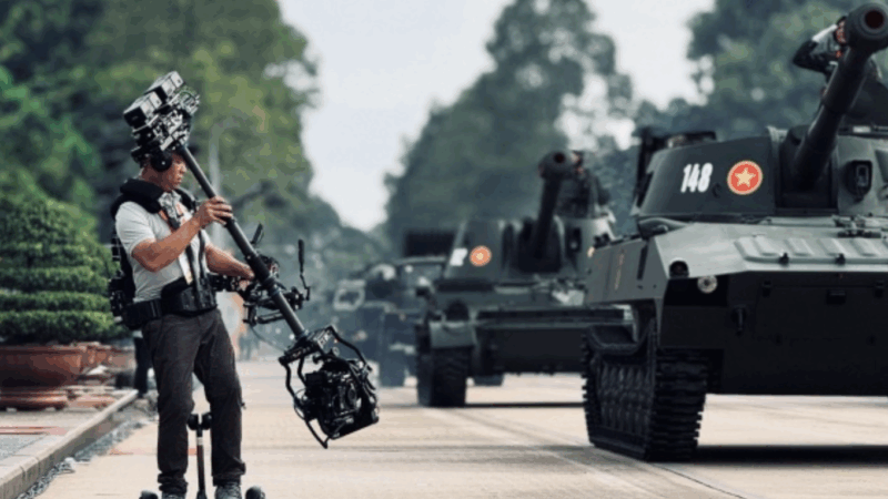 Lộ diện ‘cánh tay vàng’ đứng sau những góc quay mãn nhãn trên sóng VTV khiến MXH bù:ng n:ổ