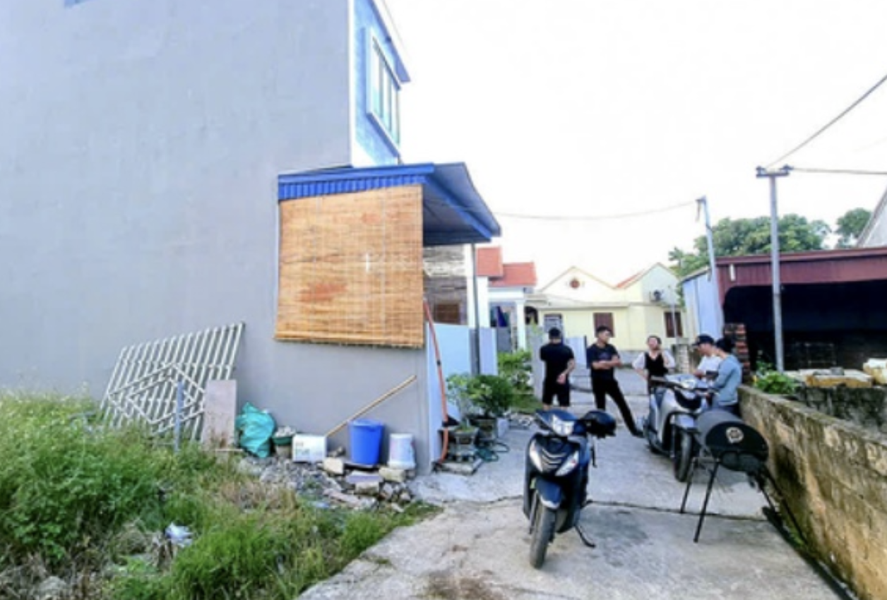 Lý do ‘thần đèn’ không tính phí di dời nhà sau khi tận mắt thấy hoàn cảnh của người xây nhầm ở Hải Phòng