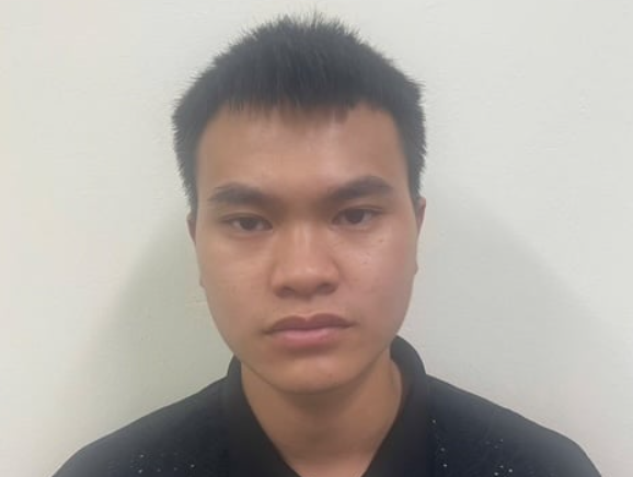 Tạm giữ hì:nh s:ự Nguyễn Long Vũ, “thư ký” của “tổng tài” vụ đ:á:nh nam nhân viên quán cà phê ở Hà Nội