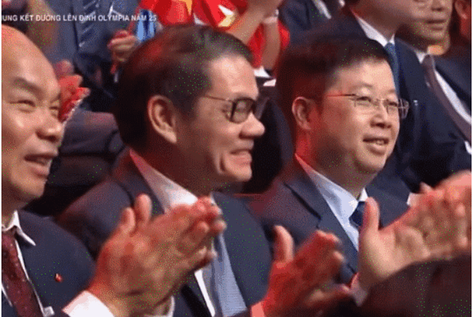 Thí sinh Nhựt Lam gây cho:áng tại Olympia, khiến Tổng Giám đốc VTV phải gật gù thán phục: “Không ngờ em lại xử lý được câu hỏi khó như thế!”