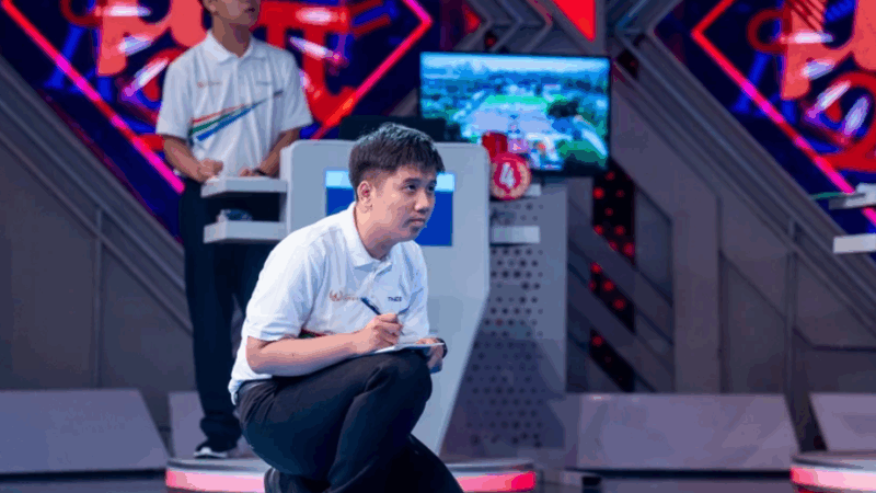 BTV Vietnam Today thán phục khi thí sinh Olympia trả lời câu hỏi khó: “Hiếm lắm mới có người trả lời được câu hỏi này như Nhựt Lam”