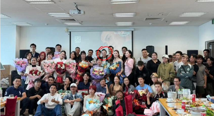 Rò rỉ hình ảnh mới nhất của Phương Oanh: Rõ tình trạng hiện tại của chị khi chồng shark Bình đã bị b:ắt .