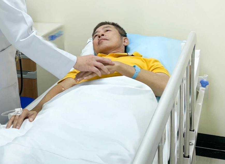 Thôi xong, nghệ sĩ Tấn Beo đang gặp bệnh nặng: ‘Nghe đồn gi:ai đoạ:n cu:ối rồi, buồn thật sự’