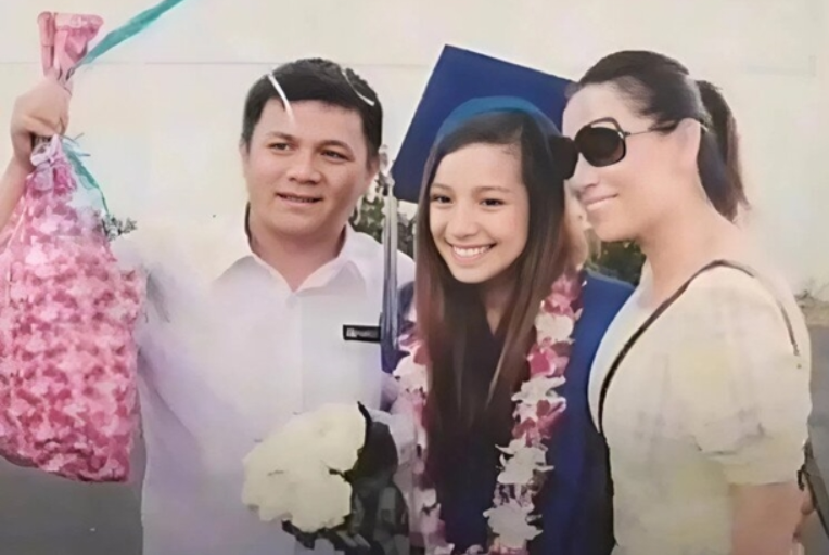 Con gái Phi Nhung tiết lộ sự thật bất ngờ về bố ruột, nói thẳng  về tin đồn là con của ca sĩ Mạnh Quỳnh.