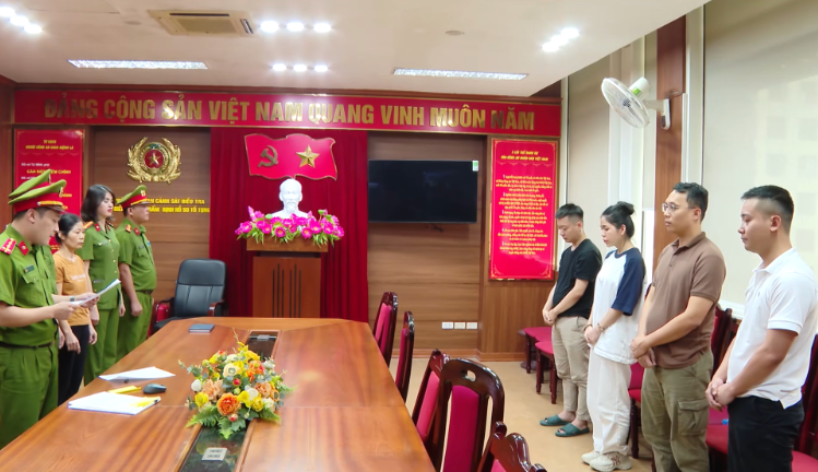 Công ty Chị Em Rọt chơi lớn, tuyên bố hoàn tiền cho những ai mua sản phẩm kẹo Kera: ‘Đây là nước đi khôn ngoan trước ngày hầu tòa’