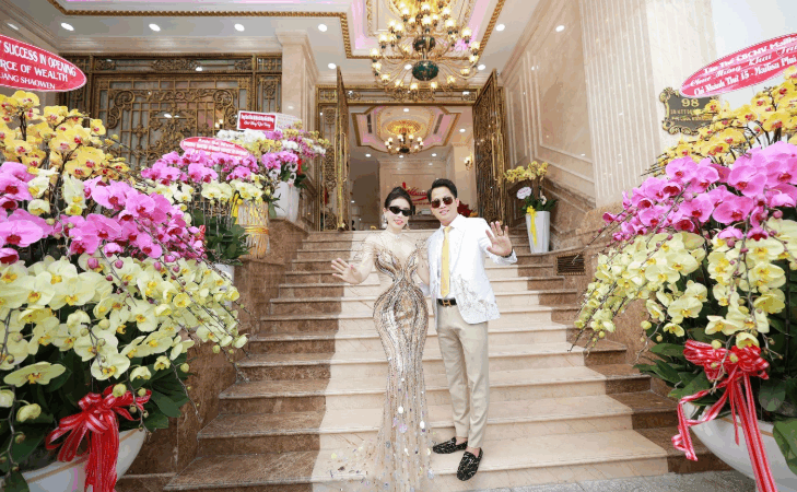 Thật bất ngờ, tài sản dù hàng trăm tỷ nhưng bà Mailisa chỉ đứng tên xe trị giá có 300 triệu: ‘Nhiều người thắc mắc’