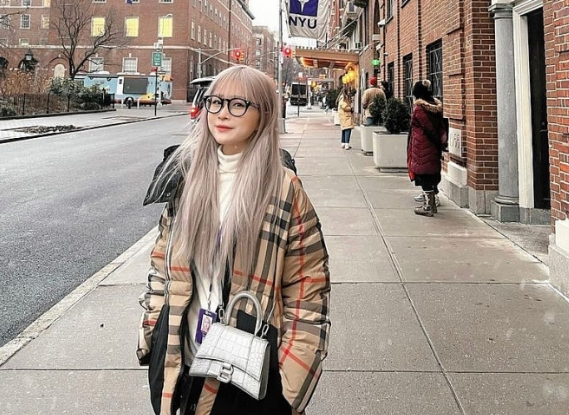 Tóp tóp cơ Chao có động thái lạ sau ồn ào viết sai tiêu ngữ: ‘Nhiều người bắt đầu quay xe dần’