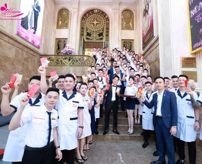 Tiết lộ số tiền thưởng cao ki:nh khủ:ng của bà chủ Mailisa: ‘Mỗi lần thưởng cho nhân viên là bay gần mấy chục tỷ’