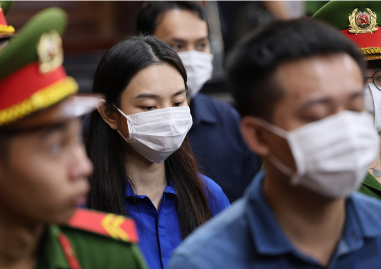 Tòa án giải thích vì sao không xem xét hành vi sản xuất kẹo Kera trong vụ án Thùy Tiên: ‘Hóa ra là thế này’