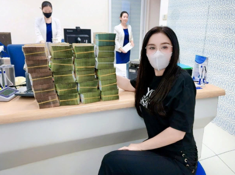 Rõ số tiền mà vợ chồng Mailisa đã bỏ túi từ việc bá:n mỹ phẩm Trung Quốc: “Con số cho:áng thật”