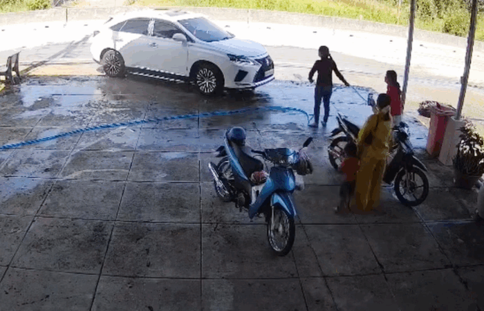 Vụ anh trai tô:ng em gái t:uvo:ng: Ứ:c ch:ế dồn n:én hơn 20 năm, ngh:i phạ:m bị gia đình đưa vào tòo rồi còn khi:êu khí:ch.