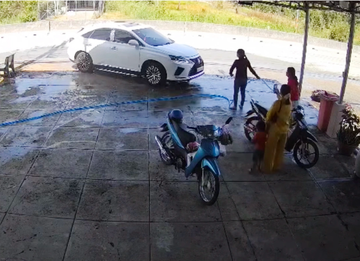 Vụ anh trai tô:ng em gái t:uvo:ng: Ứ:c ch:ế dồn n:én hơn 20 năm, ngh:i phạ:m bị gia đình đưa vào tòo rồi còn khi:êu khí:ch.