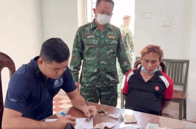 Đã rõ nguồn cơn vụ anh trai lái xe Lexus tô:ng em gái t:uvo:ng ở Tây Ninh: Quá đau x:ót