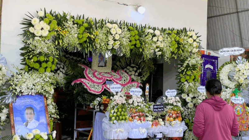 Người thân lên tiếng vụ anh trai lái Lexus tô:ng em gái t:uvo:ng ở Tây Ninh