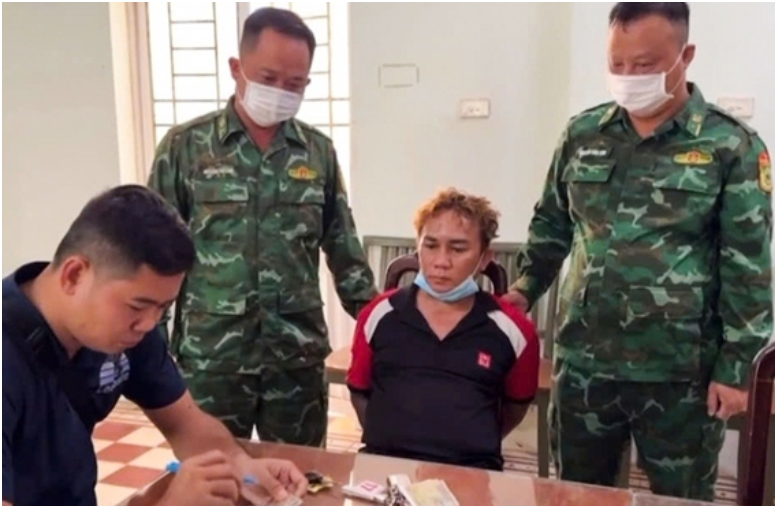 Vụ anh trai tô:ng em gái t:uvo:ng: Ức chế dồn nén suốt hơn 20 năm, tin đồn ngh:i ph:ạm bị gia đình đưa vào tòo