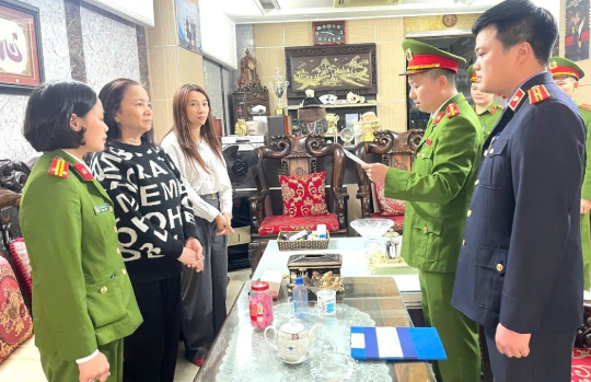 Hé lộ chi:êu tr:ốn thu:ế ti:nh v:i của chủ tiệm vàng nổi tiếng Kim Chung: ‘Doanh thủ kh:ủng thật, đọc số mà mỏi hết cả miệng’