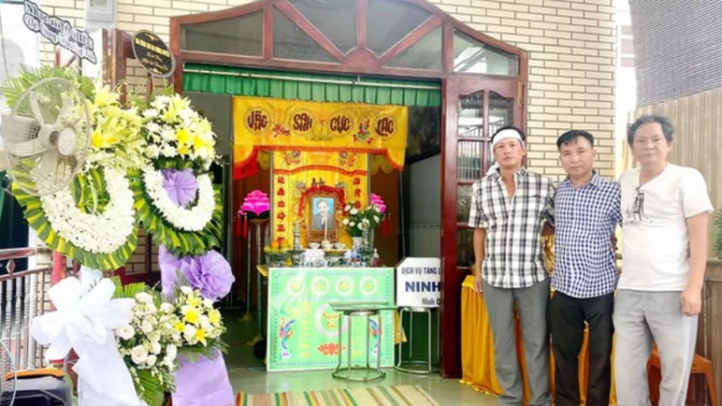 Rõ tình trạng hiện tại của mẹ già 90 tuổi của NS Thương Tín: ‘Ai cũng đau buồn và xót thương với câu nói này của bà’