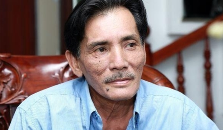 Một ca sĩ b:ức x:úc khi không có một nghệ sĩ nào đến viếng trong ta:ng lễ của NS Thương Tín: ‘Quá thất vọng, tình nghĩa đâu hết rồi’