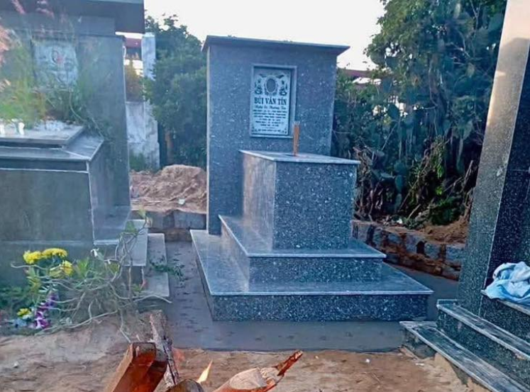 Gia đình từ chối việc ca sĩ Đan Kim muốn xây m:ộ cho NS Thương Tín: ‘Nói 1 câu rất khéo, từ chối rất tinh tế’