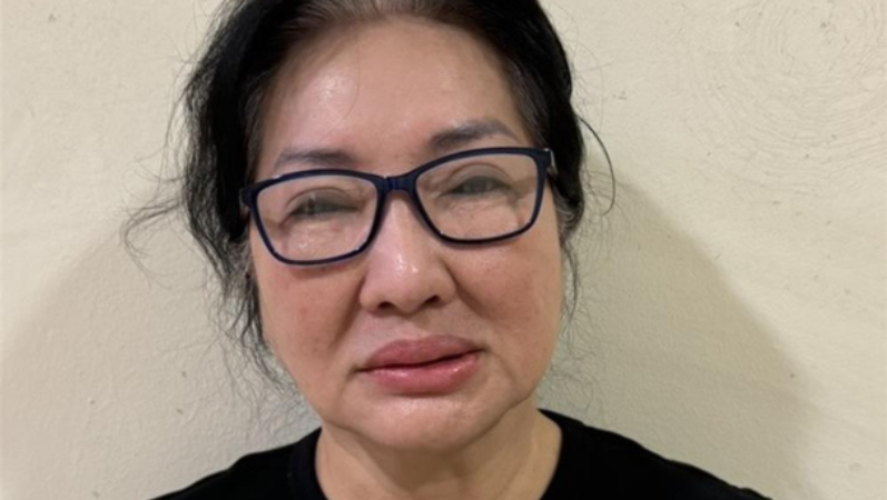 Rõ động thái của vợ chồng Cường Đô La giữa lúc mẹ bị t:ruy t:ố 5 t:ội danh nghiê:m trọ:ng: ‘Nhiều người cảm thấy khó hiểu’