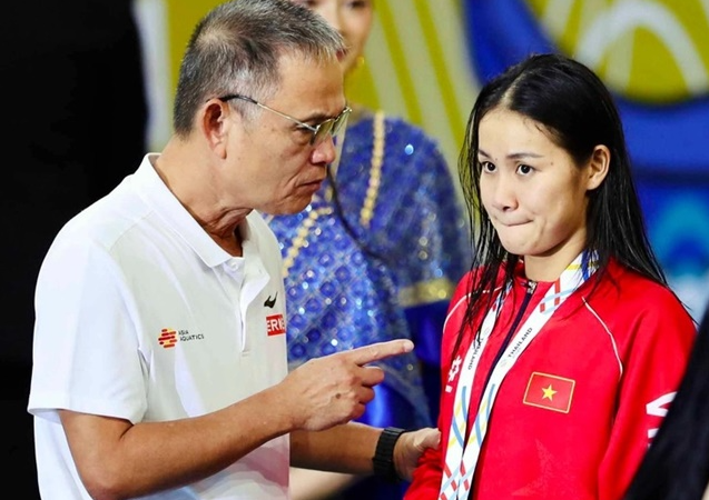 Kình ngư Võ Thị Mỹ Tiên có ‘lời đáp trả’ cực chất sau khi bị lãnh đạo m:ắng vì chỉ có HCB: ‘Thương em quá’