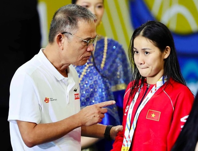 Kình ngư Võ Thị Mỹ Tiên có ‘lời đáp trả’ cực chất sau khi bị lãnh đạo m:ắng vì chỉ có HCB: ‘Thương em quá’