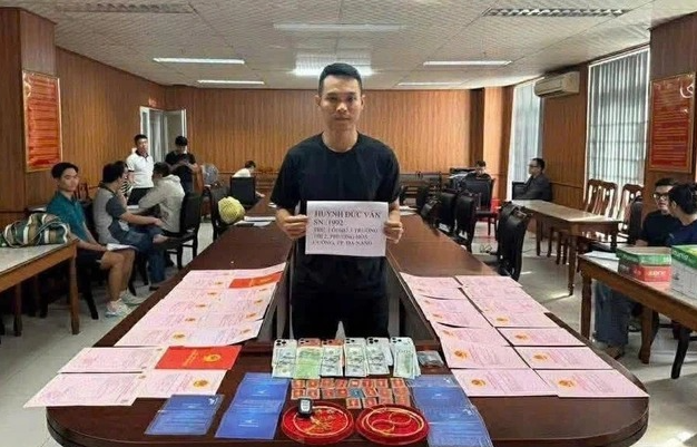 Rõ danh tính ‘CEO 9x thành đạt’ nổi tiếng điều hành đường dây đào lửa tiền ảo nghìn tỷ vừa bị b:ắ:t: ‘Rất chăm làm từ thiện, để qua mặt nhiều người’