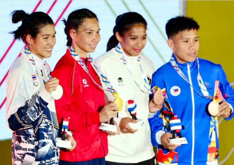 Thương quá đi, nữ VĐV Việt Nam là bà mẹ của 2 đứa con: ‘Cố gắng giành HCV để có tiền mua sữa cho các con’