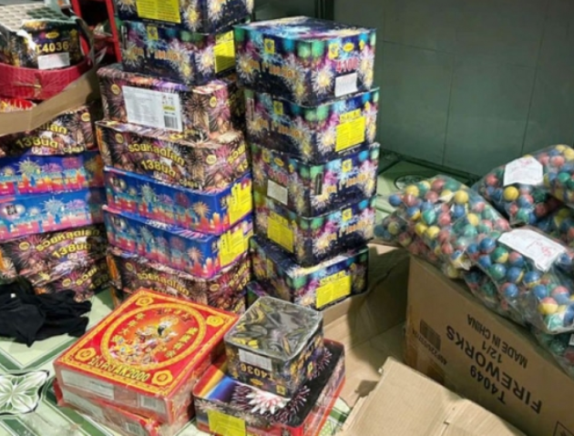 Thôi xong, phát hiện hơn 1,5 tấn pháo giả gần dịp tết Nguyên đán 2026, người dân đặc biệt chú ý!