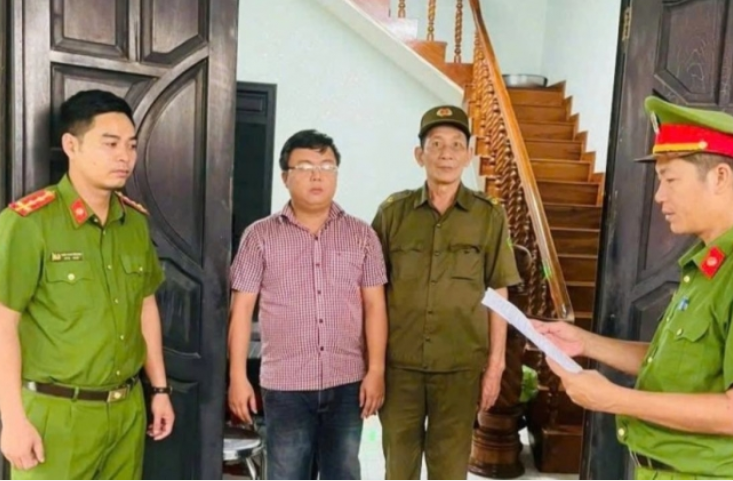 B:ắt cửa hàng trưởng trạm xăng dầu ‘đ:út t:úi’ hơn 7 tỷ đồng với hành vi yêu cầu chuyển khoản tinh vi.