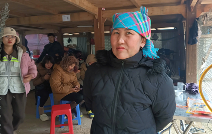 Nhân chứng bà:ng hoà:ng kể lúc xe khách chở đoàn từ thiện ở Lào Cai l:ật: Nạ:n nh:ân rơi ra ngoài, 9 người ch:ế::t.