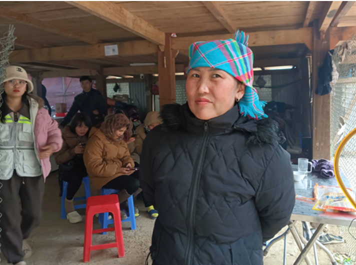 Nhân chứng bà:ng hoà:ng kể lúc xe khách chở đoàn từ thiện ở Lào Cai l:ật: Nạ:n nh:ân rơi ra ngoài, 9 người ch:ế::t.