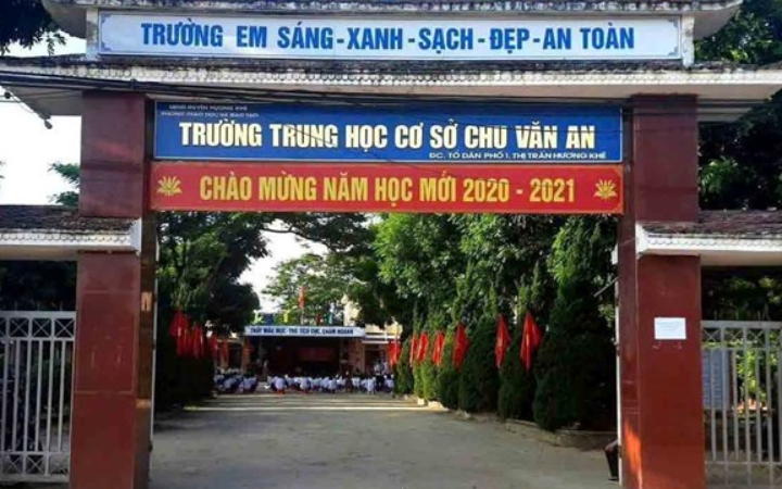 Công an vào cuộc xác minh vụ một thầy giáo bị t:ố sà:m s:ỡ nữ sinh lớp 8: ‘Thôi xong’