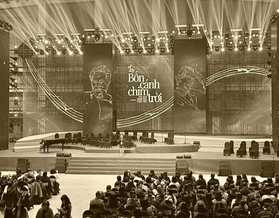 Rõ danh tính giám đốc tổ chức chương trình “Về đây bốn cánh chim trời” : “Là ai mà đang rần rần đến vậy”