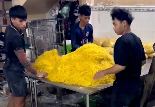 Phát hiện mì chứa ch:ất đ:ộ:c, th:ịt lợ:n b:ẩ:n: HCM ra sức bảo vệ người tiêu dùng.