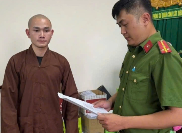 Chủ kênh Tóp Tóp Phú Tử bị kh:ởi t:ố vì lý do không ngờ tới?