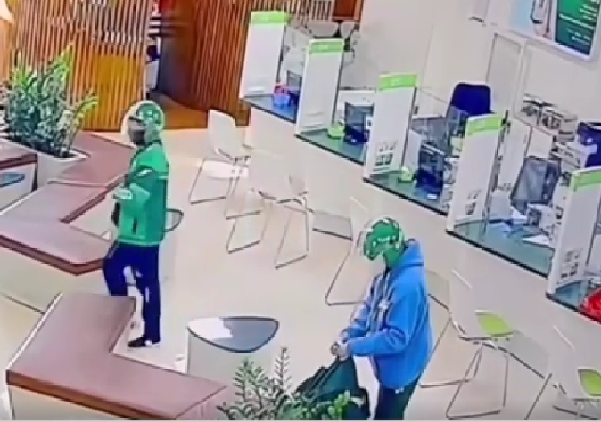 Kêu gọi nhân dân t:ố gi:ác đối tượng gây ra vụ cư:ớ:p ngân hàng đặc biệt nghiêm trọng: Cần lắm sự hợp tác của người dân.