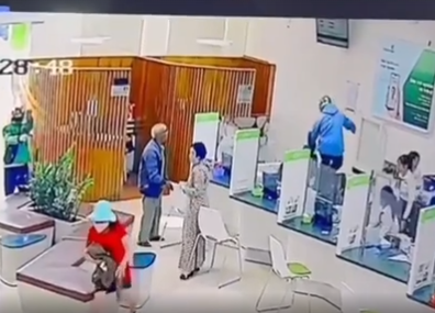 Giao dịch viên nhanh trí làm điều này trong vụ cư:ớ:p ngân hàng ở Gia Lai: Hoan hô Chị.