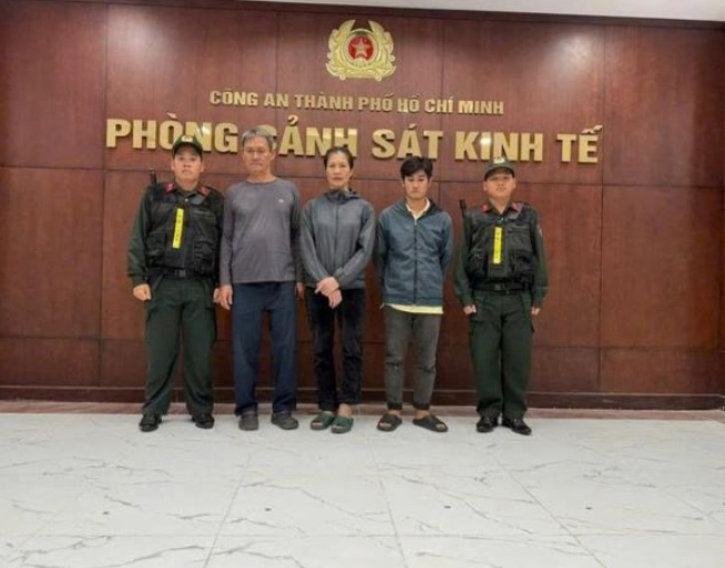 Phát hiện ‘lò’ thuốc đông y gi:ả: Ki:nh hoà:ng th:ủ đo:ạn trộn chất cấ:m, m:ạo da:nh hàng ngoại, đáng sợ quá!