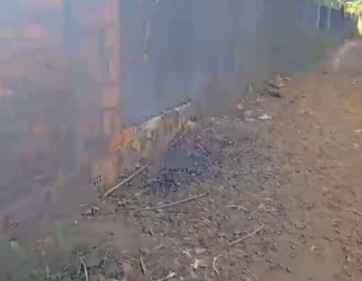 Phát hiện một khu vực có dấu hiệu bị đố:t ch:áy gần chỗ chôn xe: “Lại có thêm 1 manh mối mới, th:ủ đo:ạn của 2 tên này quá tinh vi và tính toán từ trước”.