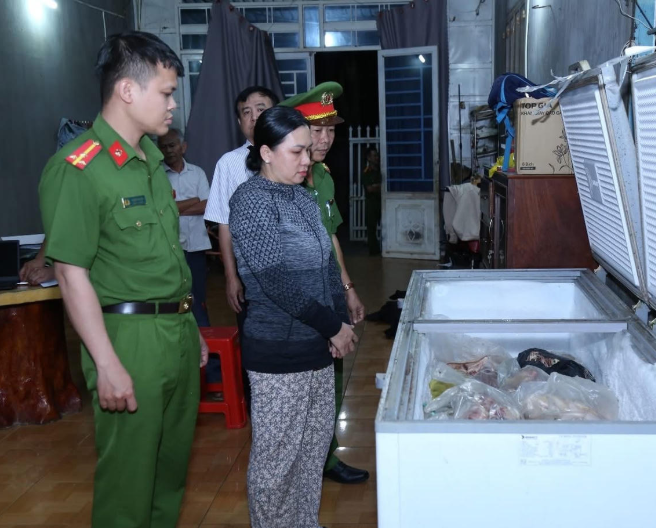 Kh:ởi t:ố, b:ắt tạ:m gia:m đối tượng thu mua heo nhi:ễm dị:ch tả châu Phi bá:n ra thị trường: Nhìn thấy ớn thiệt.