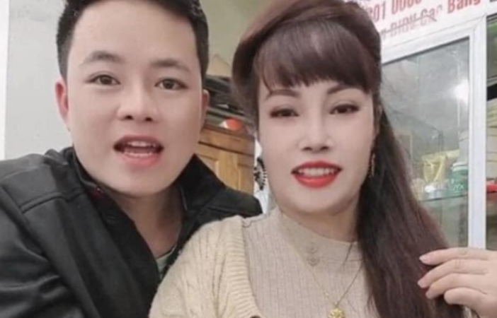 ‘Cô dâu 62 – chú rể 26’ từng gây sốt rần rần nay đã ly hôn sau 7 năm chung sống: Vì lý do không ngờ tới.